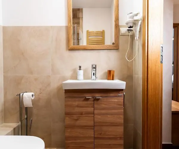 Aparthotel Maestria 3*